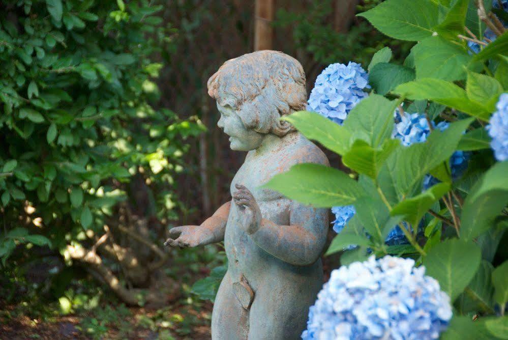La Farge Perry House Bed & Breakfast Нюпорт Екстериор снимка