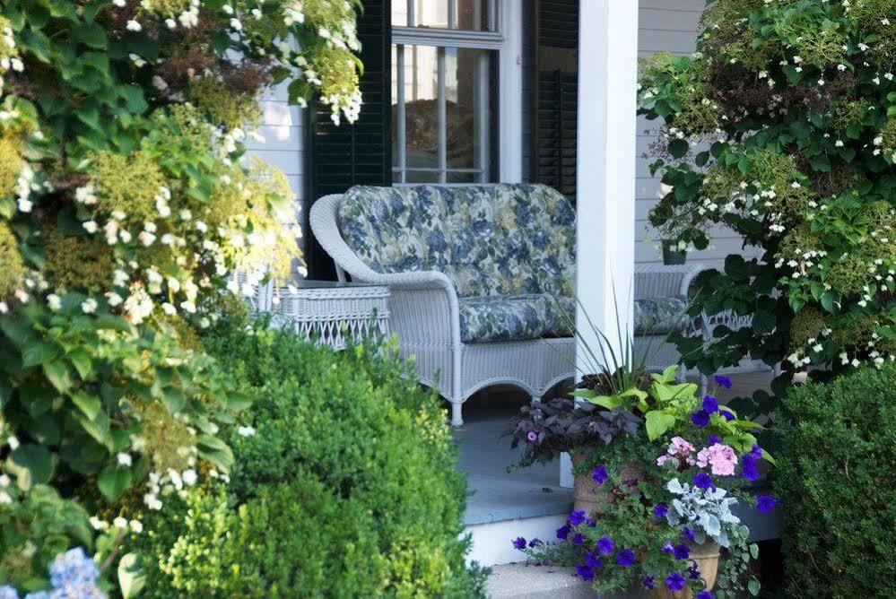 La Farge Perry House Bed & Breakfast Нюпорт Екстериор снимка