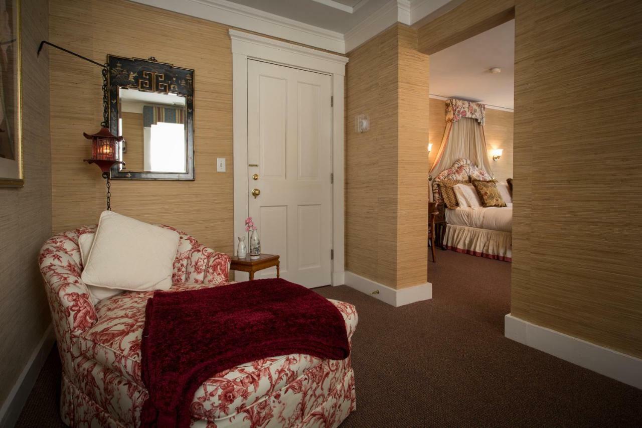 La Farge Perry House Bed & Breakfast Нюпорт Екстериор снимка